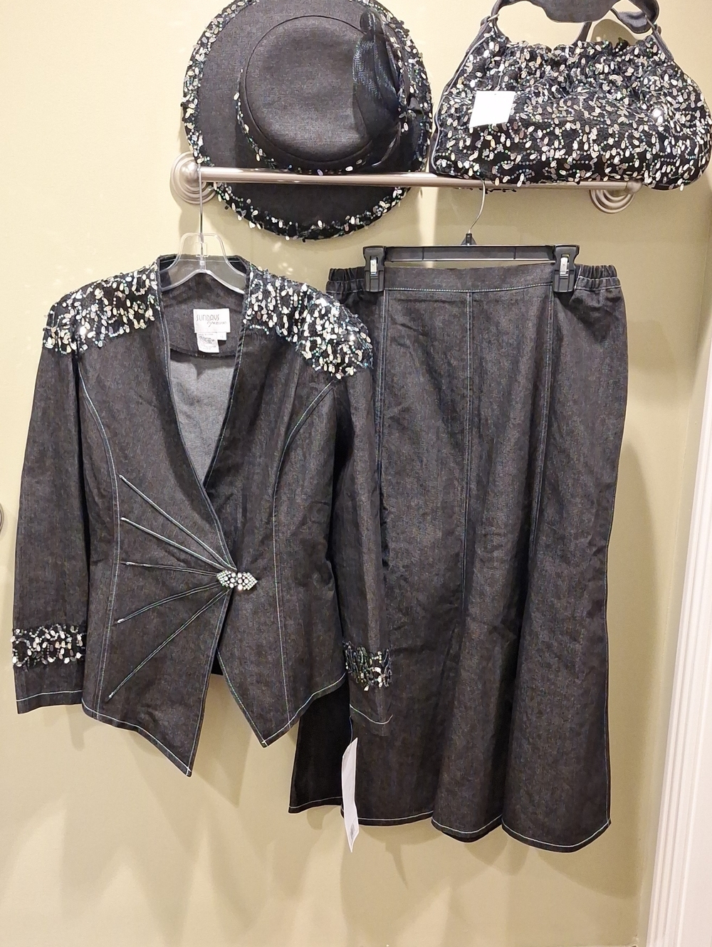Sundays by Nubiano Black Denim Embellished 4pc Suit - Picture 2 of 15